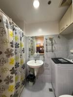 Sea Residences MOA Pasay Manila - Rose Staycationにあるバスルーム