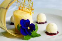 Φαγητό σε αυτή η εξοχική κατοικία ή κάπου εκεί κοντά