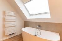 Łazienka w obiekcie Superb fully renovated semi-detached house for 6 people