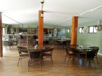 Un restaurante u otro lugar para comer en Zebi Ecolodge