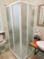 A bathroom at CASA MAFALDA - Rooms, friends and more - Affittacamere, Guest House