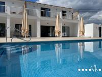 Bazén v ubytování VH Costa Blanca - APARTAMENTO MARTA BEACH 2 nebo v jeho okolí