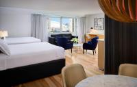 Ένα ή περισσότερα κρεβάτια σε δωμάτιο στο Radisson Blu Toronto Downtown