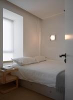 John's Apartmentにあるベッド