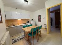 Kuchyňa alebo kuchynka v ubytovaní Villa Prairie Mont-Dore 7 Appartements