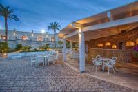 Bazén v ubytovaní Relais Masseria Caselli alebo v jeho blízkosti