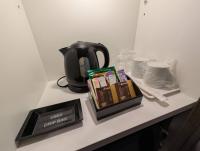 ホテルサバナリゾートＡｄｕｌｔ Ｏｎｌｙにあるコーヒーまたはお茶