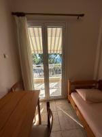 Posteľ alebo postele v izbe v ubytovaní Tsatsalmas Rooms with sea View