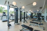 Fitness centrum a/nebo fitness zařízení v ubytování Splash Beach Resort, Maikhao Phuket - SHA Extra Plus