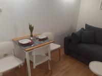 Posedenie v ubytovaní Apartment Ruzmarin