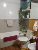 Kúpeľňa v ubytovaní -MORC-beds & rooms-(home sharing)-