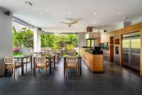 Eldhús eða eldhúskrókur á The Line Canggu