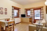 A television and/or entertainment centre at Baita Franz 2 Livigno