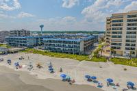 Ein Strand an oder in der Nähe des Ferienhauses