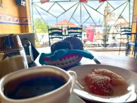 Jídlo v hotelu nebo okolí