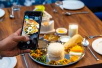 Φαγητό σε αυτό το ξενοδοχείο ή κάπου εκεί κοντά