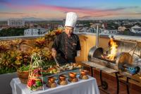 Jídlo v hotelu nebo okolí