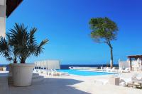 Bazén v ubytování Santa Fe Club nebo v jeho okolí