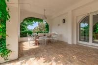 Patio alebo iná vonkajšia časť ubytovania Italian Experience- Villa La Picena