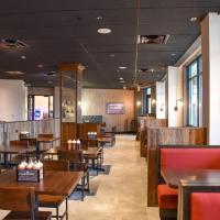 مطعم أو مكان آخر لتناول الطعام في Rod 'N' Reel Resort