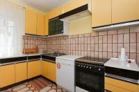Kuchyňa alebo kuchynka v ubytovaní Apartment Kolt