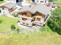 Budynek, w którym mieści się apartament