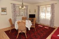 Televízia a/alebo spoločenská miestnosť v ubytovaní Haus Savoy - Appartement 2