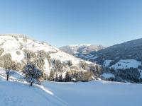 Obiekt Apartment in Sankt Johann im Pongau near Ski Area zimą