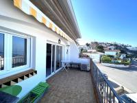 Balkón nebo terasa v ubytování Bonito apartamento con vistas al mar y piscina AV-47
