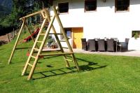 Plac zabaw dla dzieci w obiekcie Ferienchalet Kreuzlauhof MAY-101