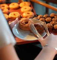 Jídlo v hotelu nebo okolí