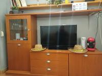TV a/nebo společenská místnost v ubytování Internacional 2 SALOU