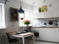 Kuchyňa alebo kuchynka v ubytovaní Elektoralna Warsaw Apartment