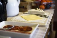 Jedlo v ubytovaní bed & breakfast alebo blízkom okolí