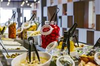 Mâncare la sau în apropiere de acest hotel