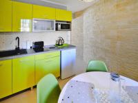 Kuchyňa alebo kuchynka v ubytovaní Holiday flat with a large terrace, Kolobrzeg