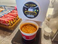 Jídlo v hotelu nebo okolí