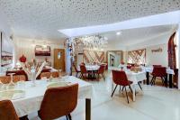 Restaurace v ubytování Hotel de Riu Boutique