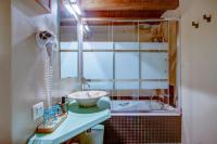 A bathroom at Hotel de Riu Boutique