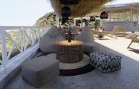 Balkón nebo terasa v ubytování Golden Milos Beach Ηouse by Domotel