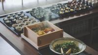 ホテルの敷地内または近くでの食事または食べ物