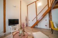 TV a/nebo společenská místnost v ubytování MyHouseSpain - Renovado y moderno apartamento a 5 minutos de Sol
