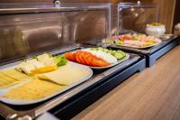 ホテルの敷地内または近くでの食事または食べ物