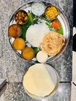 Đồ ăn tại/gần khách sạn