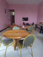 Et tv og/eller underholdning på Sweetland view hotel