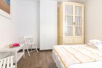 Postel nebo postele na pokoji v ubytování Malaga Center Flat Beach & Terrace