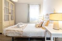Postel nebo postele na pokoji v ubytování Malaga Center Flat Beach & Terrace