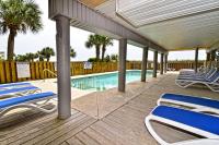 Der Swimmingpool an oder in der Nähe von Windy Waves Top Location w Pool