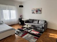 Posedenie v ubytovaní Studio Apartman Thalia