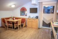 Kuchyň nebo kuchyňský kout v ubytování Appartement-Gästehaus Ursula